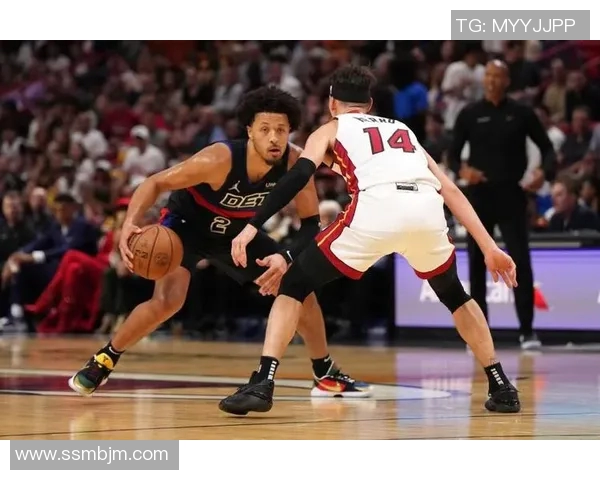 2020年NBA活塞与热火精彩对决录像回放全程回顾与分析 2020年NBA活塞与热火精彩对决录像回放全程回顾与分析