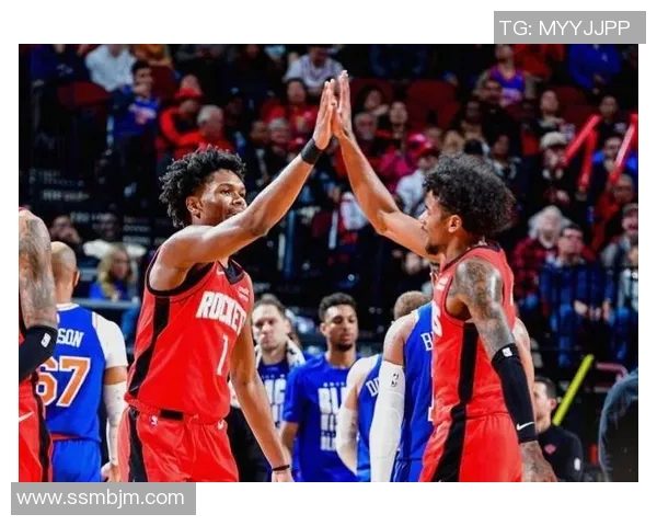 尼克斯与火箭全场对决精彩回顾及精彩瞬间分析