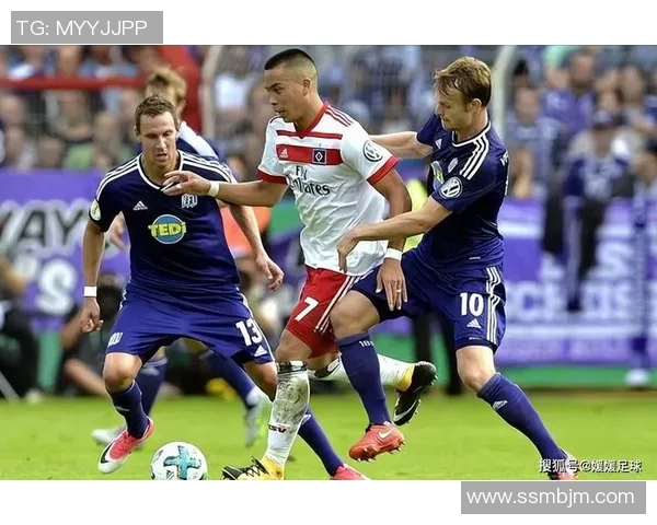 德岛漩涡与本因FC的激烈对决揭示了足球战术与团队合作的重要性 德岛漩涡与本因FC的激烈对决揭示了足球战术与团队合作的重要性