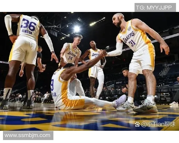 热火与勇士精彩对决录像回放全程回顾与精彩瞬间分析 热火与勇士精彩对决录像回放全程回顾与精彩瞬间分析