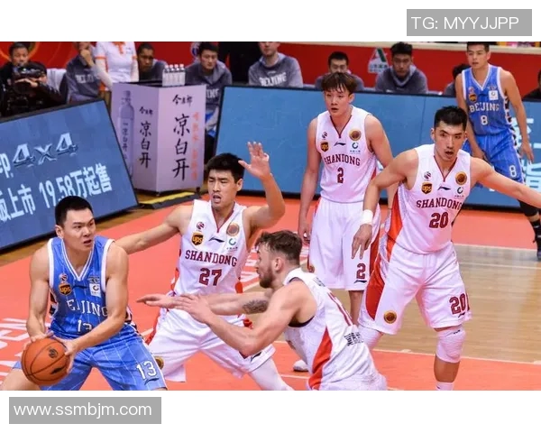 2017年CBA季后赛北京队与山东队精彩对决回顾与分析