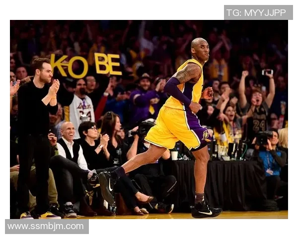 紫色篮球明星的传奇之路与辉煌成就解析