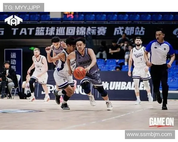 聚焦成都篮球队的耐力训练与比赛表现探讨